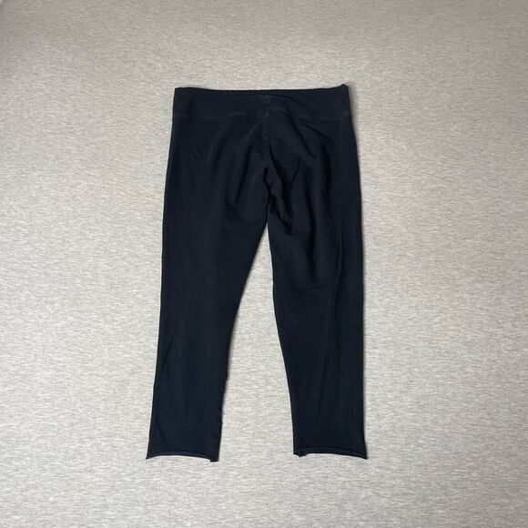 Aritzia Pants - Aritzia TNA Women's Equator Solid Cropped Leggings